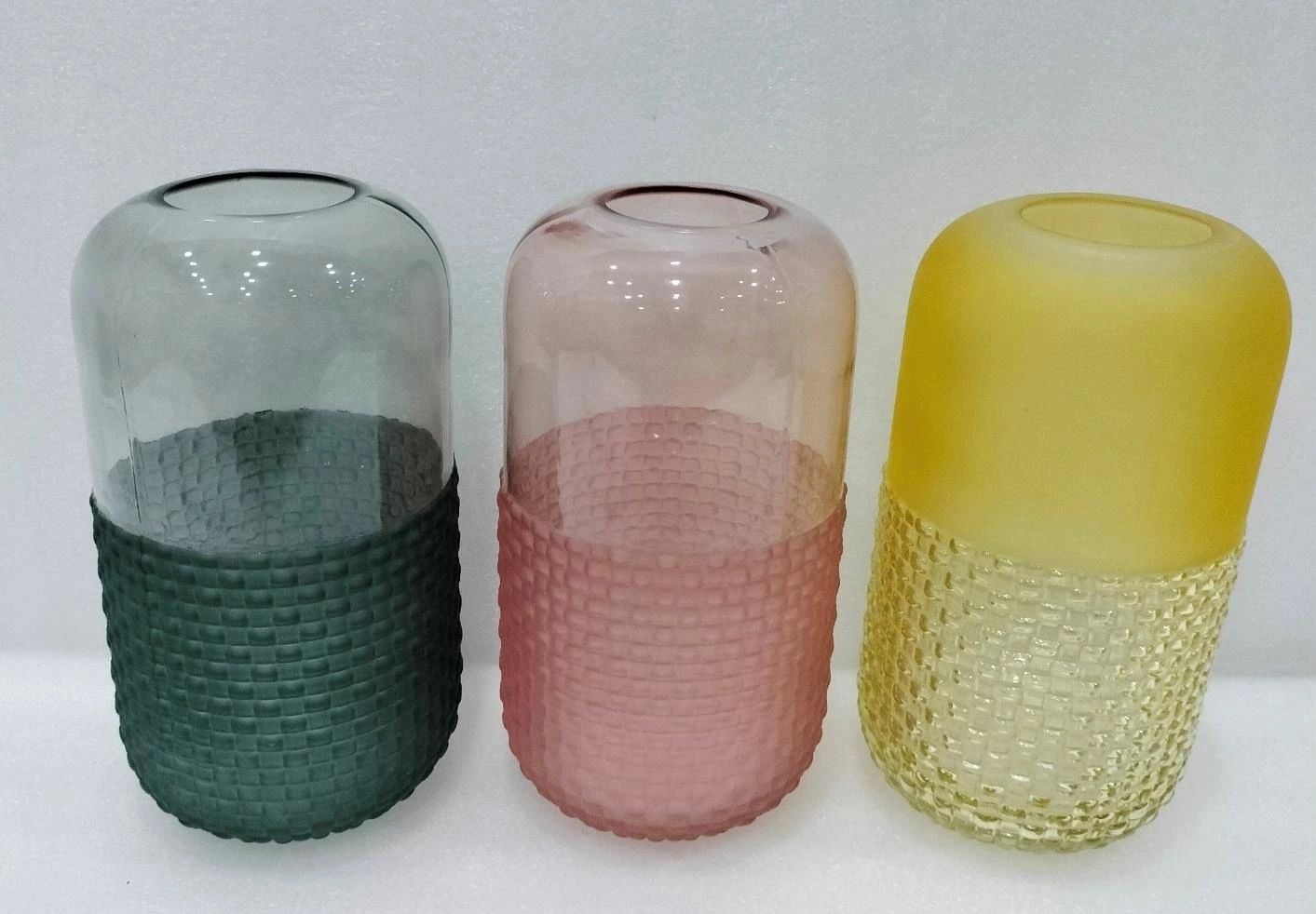Glass Pot Capsule Shape Med 30x7x16cm